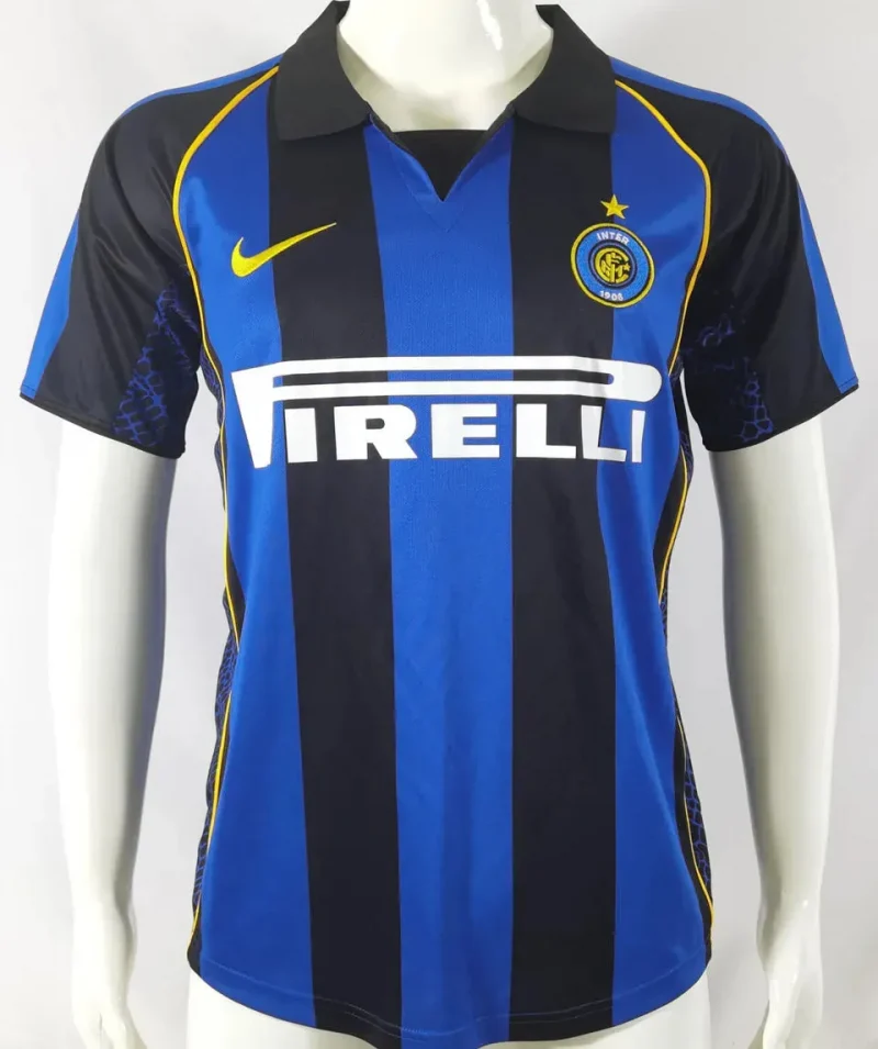 Inter Milan 2001/02 Retro Jersey