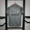 Real Madrid maillot 2005/06 Retro Jersey