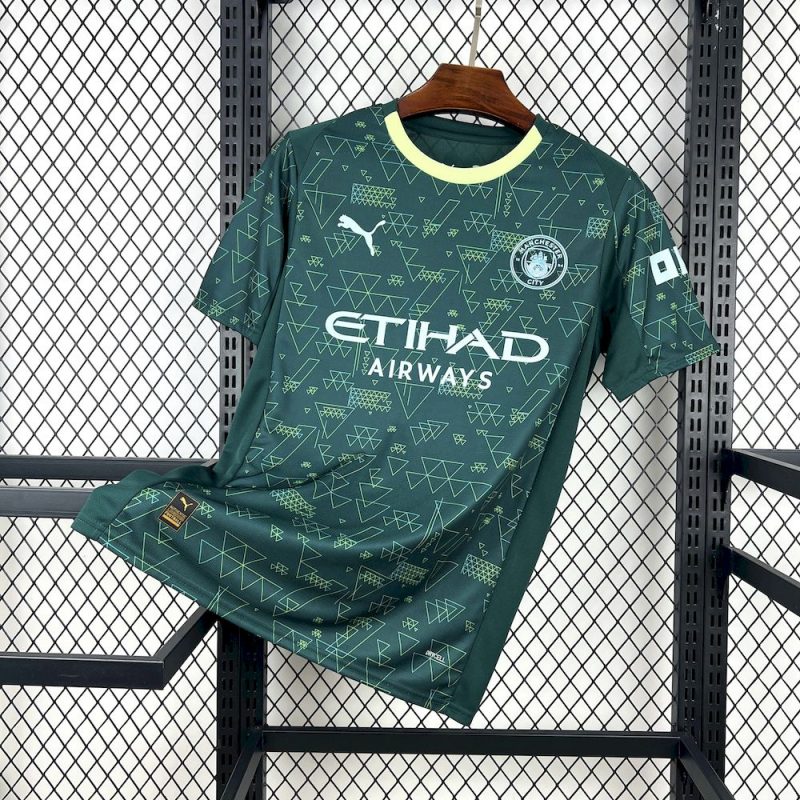 Manchester City 2026/27 Jersey